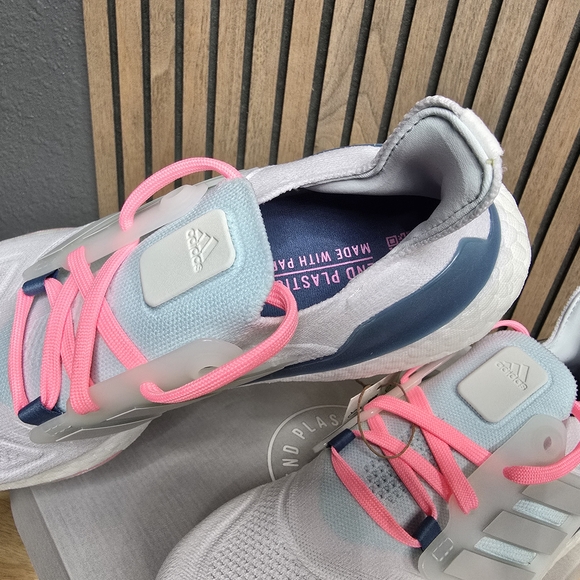 Adidas White and Pink Sneakers - Picture 10 of 12